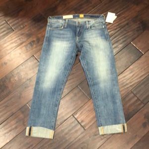 relaxed fit jeans